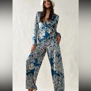 Free people Delphine velvet jumpsuit NWT
